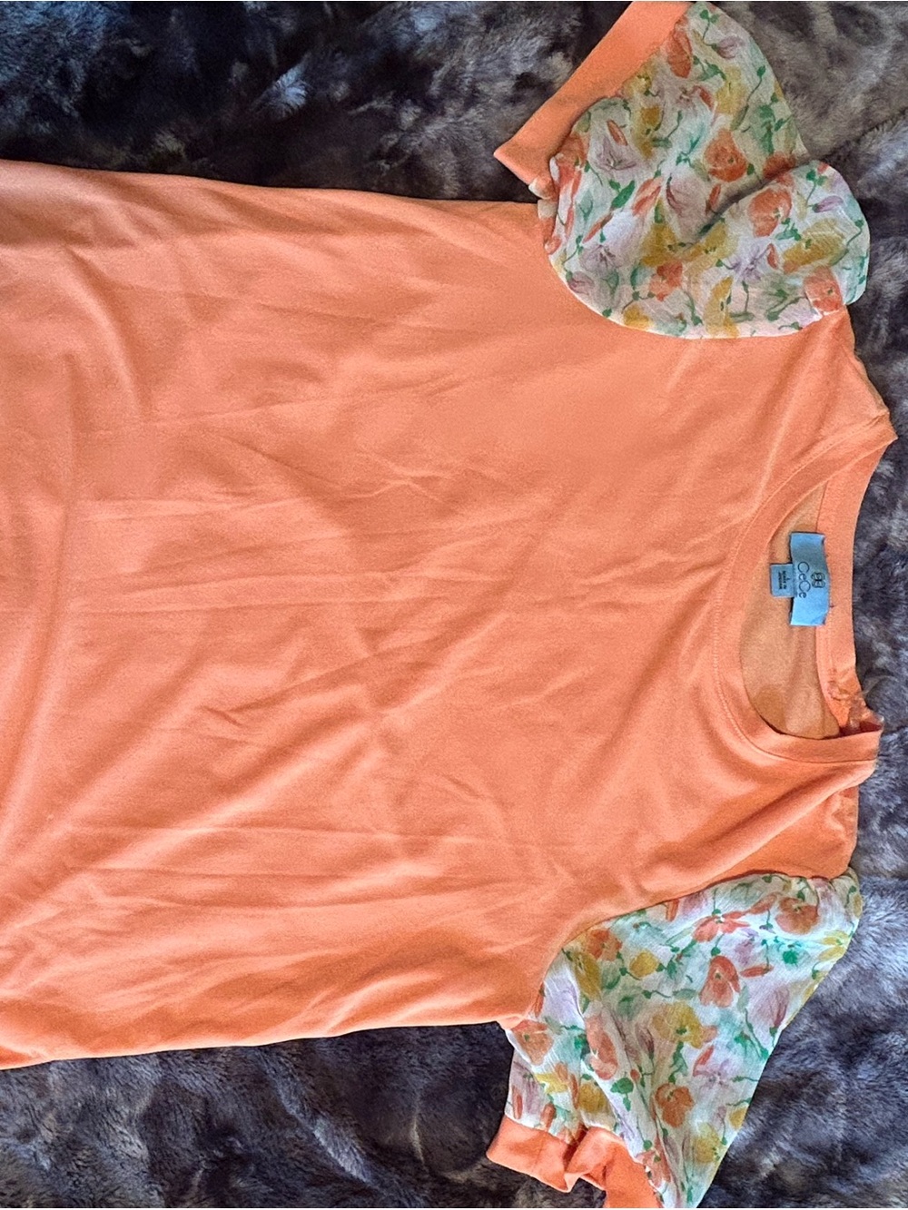 CeCe Peach Short Sleeve Top with Floral Puff Sleeves